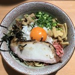 麺や  虎ノ道 - えびまぜそば ＋チャーシュー100円