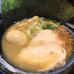 Menshou Hanjirou - 海鮮白湯　塩ラーメン(1180円)