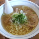 Ajiyoshi - ラーメン６３０円