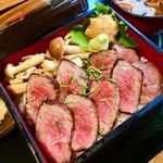 [No. 1 in tenderness] Carefully selected Japanese black beef loin Steak (average 80g)