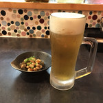 おばんざい のみねえ - 生ビールとお通しの煮豆