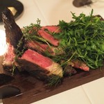 アルベロ ネロ - スペシャリテのビステッカ