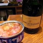 山本商店 - やっぱりモエには焼き鳥っしょ（笑）