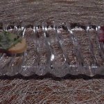 虎ノ門タニーチャ - アミューズ（生シラスとサラミ）（2019.8）