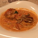 カッチャトーレ - 渡りガニとトマトクリームのスパゲティーニ