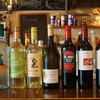 ARCH seaside cafe&bar - ドリンク写真:豊富なワインのラインナップ