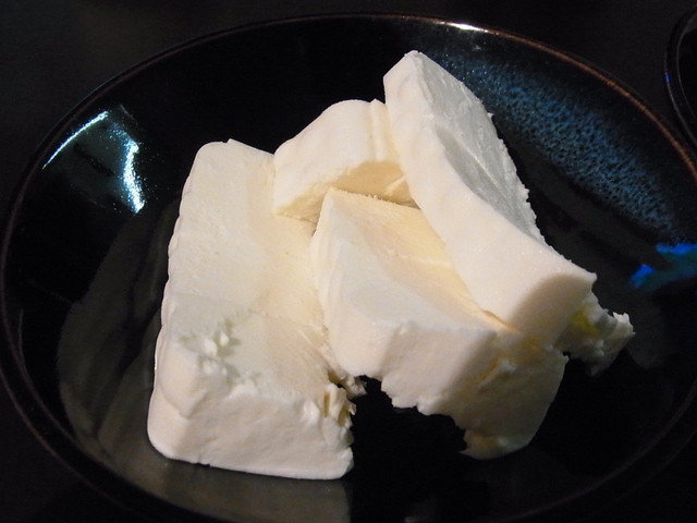 現代の牛乳豆腐 牛乳そのものの味がする チーズの刺身 By カミソリハイキック 乳食研 興部町その他 その他 食べログ 現代の牛乳豆腐 牛乳そのものの味がする チーズの刺身 By カミソリハイキック 乳食研 興部町その他 その他 食べログ