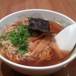 萬珍軒 - 〆のミニラーメン