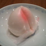 萬珍軒 - 桃まんじゅう