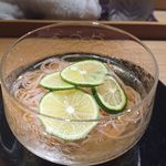 もと井 - 梅とカボスのソーメン
      