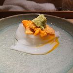 もと井 - 剣先イカの雲丹乗せ
      