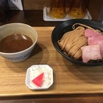 いかれたヌードル フィッシュトンズ - 