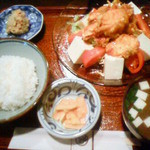 とうふ料理 まるゐ ターミナル店 - 中華とうふサラダ定食(だっけ？)