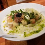 麺屋 六感堂 - 桃と酒盗クリームチーズヌードル（桃のカプレーゼ添え）＋桃増し