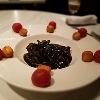 CINA New Modern Chinese - 海老の黒チリソース イカスミと豆板醤ソース　1,400円