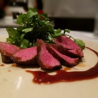 CINA New Modern Chinese - 国産A5黒毛和牛ステーキ山椒風味の醤油ソース厳選赤身　4,200円