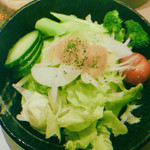 Ichou Kannai Ten - 人参ドレッシングが美味しかったグリーンサラダ