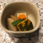 茶房　まめ家 - 高野豆富の煮物