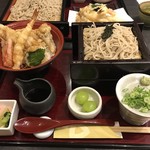 家族亭 - 太刀魚の天丼ざるセット(大盛)