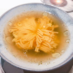 ete - お花みたいなフラン（茶碗蒸し）
      包丁でカットされた！って神業です✨