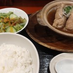 肉骨茶 - 骨肉茶定食。