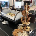 Sky Lounge - パン等が取り放題♪