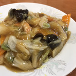  とんとんラーメン  - 五目焼そば¥900