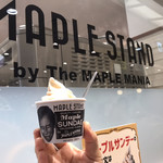 MAPLE STAND by The MAPLE MANIA - 