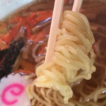 かねまる食堂 - 麺アップ