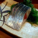 Hikari Zushi - 〆鯖刺身（1200円）