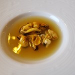 ラ・トゥーエル - モンサンミッシェル産ムール貝、バターナッツカボチャのピューレ