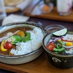 三日月食堂 - 