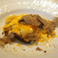 La Brianza - 椎茸など5種のきのこのトリュフグラタンをポルチーニのラビオリと