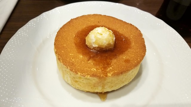 今更ながら 窯焼きスフレパンケーキ By 無芸小食 星乃珈琲店 御茶ノ水店 御茶ノ水 喫茶店 食べログ