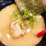 博多ラーメン 本丸亭 - 博多ラーメン