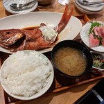熱海銀座おさかな食堂 - 金目鯛定食（2380円＋税）