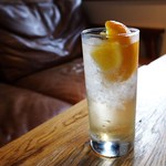 CAFE SANS NOM  AKASAKA