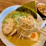 Hottate Goya - 鶏塩白湯ラーメン。