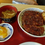 ビーワングランプリ キッチン - 駒ヶ根ソースカツ丼