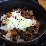 Ishizuya - 炙りミニチャーシュー丼。