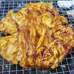 炭焼小屋 - 名物味噌ホルモン