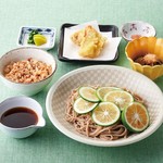 十割そば　素屋