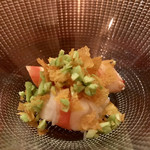 f - 男鹿の車海老。砕いた枝豆と揚げたポテト