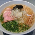 raxamenkinoko - 煮干蕎麦(塩・細麺)チャーシュー低温調理 \750