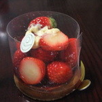 パティスリー リョーコ - イチゴのタルト