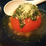 〆蕎麦 フクロウ - 丸ごとトマトのジェノベーゼ 400円