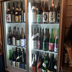 マグロ専門居酒屋 鮪屋 - 日本酒冷蔵庫