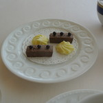 フレンチレストラン ミクニ サッポロ - プティフール