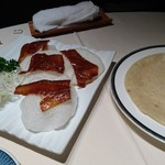 中国菜 湖園 - クレープに包みます