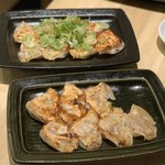 博多一口ちびまる餃子 - 葱ポン酢餃子 480円
            ちびまる餃子 400円